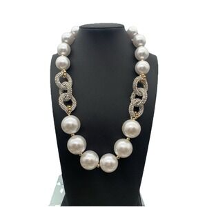 Natasha Chunky Faux Pearl And Pave Sparkly Links Necklace 18-20"